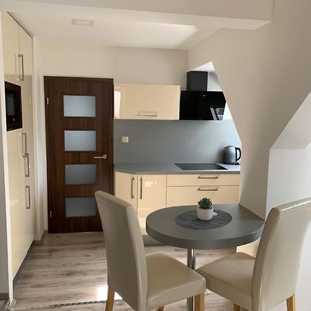 Apartmanovy Byt 2 Tremosna Exteriér fotografie